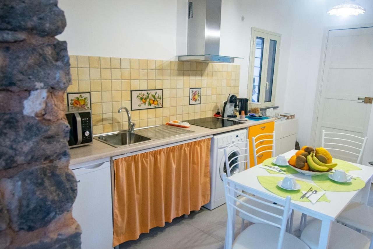 La Zagara Apartamento Aci Castello Exterior foto